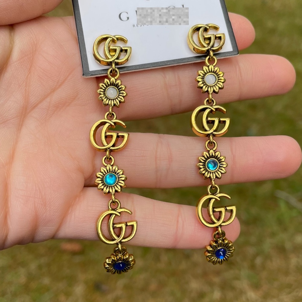 Fashion earrings